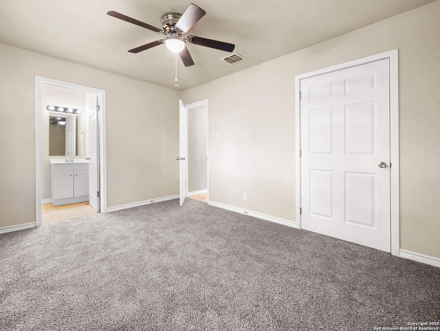 4819 Corian Oak Kirby TX 78219
