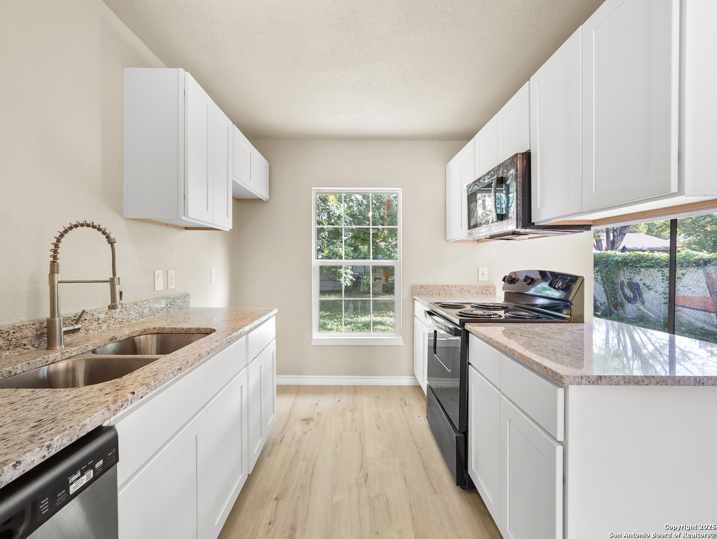 4819 Corian Oak Kirby TX 78219