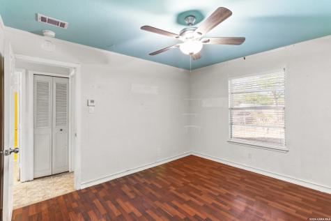 4503 Guadalajara San Antonio TX 78233