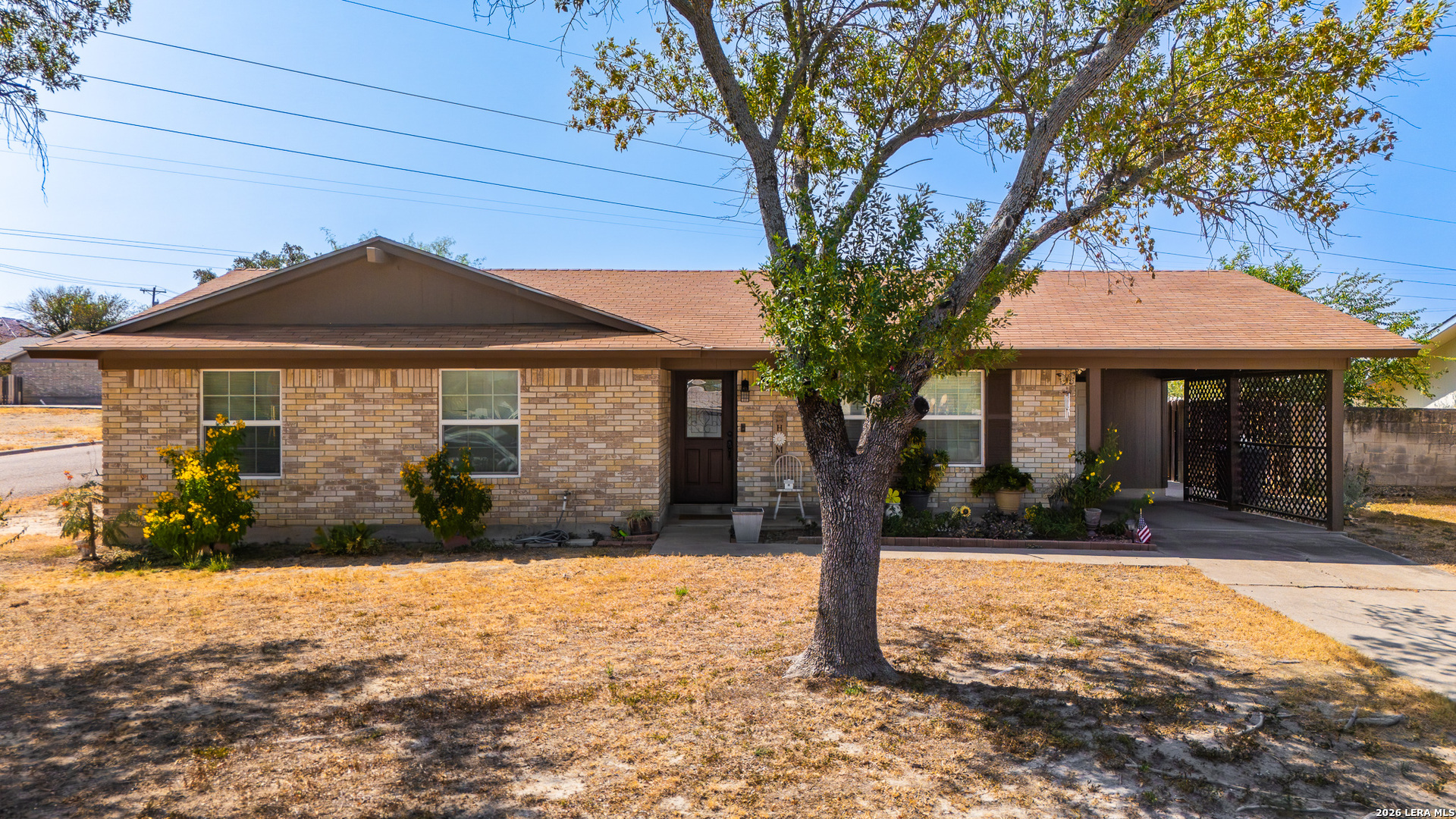 1248 Royal Crown Eagle Pass TX 78852