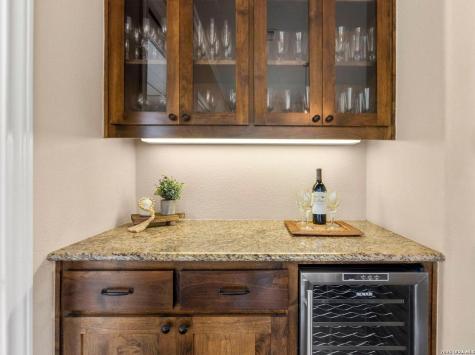 786 Shepherds Crook Helotes TX 78023