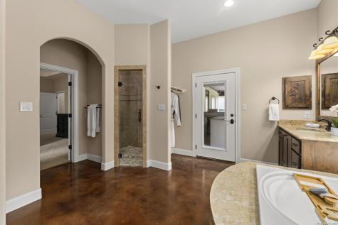 786 Shepherds Crook Helotes TX 78023