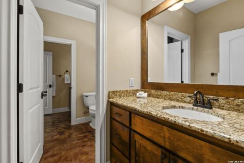 786 Shepherds Crook Helotes TX 78023