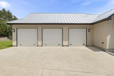 786 Shepherds Crook Helotes TX 78023