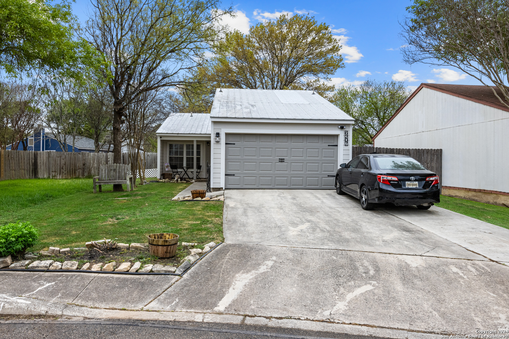 6207 Village Point San Antonio TX 78250