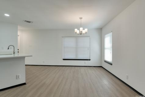 3218 Jenkins San Antonio TX 78247