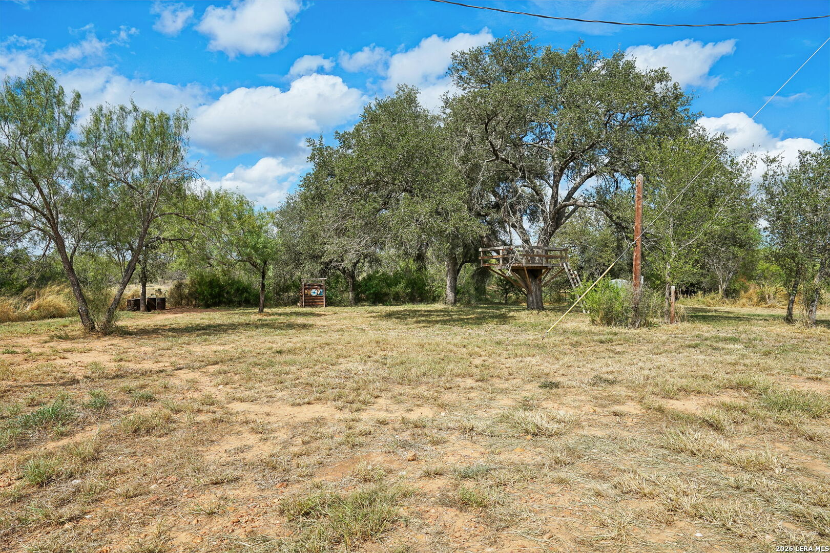 10015 Fm 2200 S Yancey TX 78886
