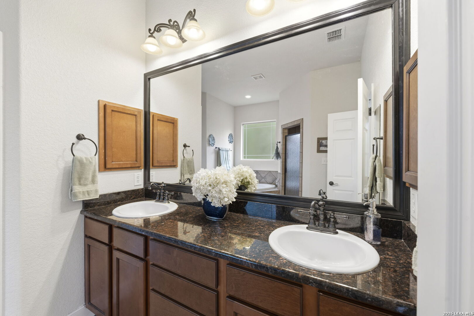 16411 Yaupon Valley Helotes TX 78023
