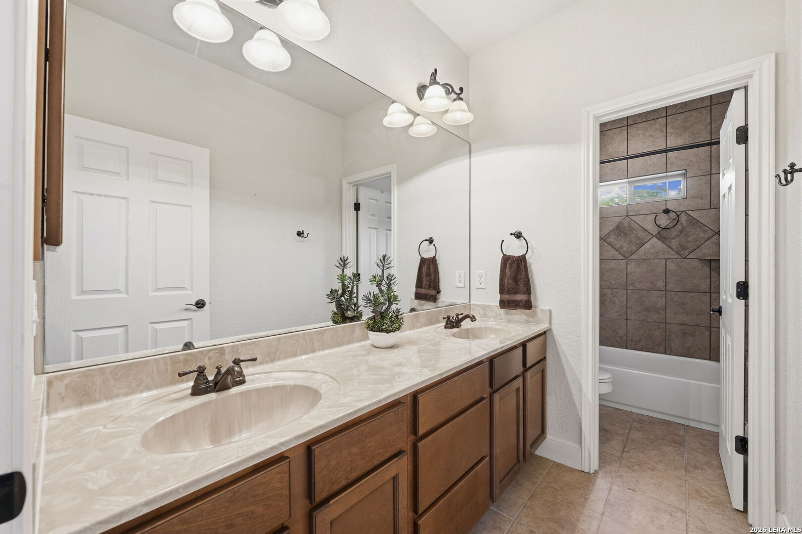 16411 Yaupon Valley Helotes TX 78023