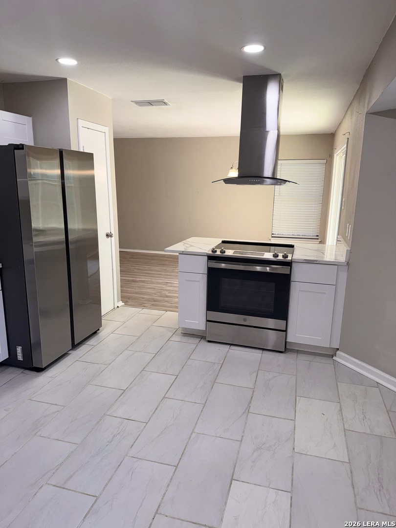 9426 Valley Bend San Antonio TX 78250