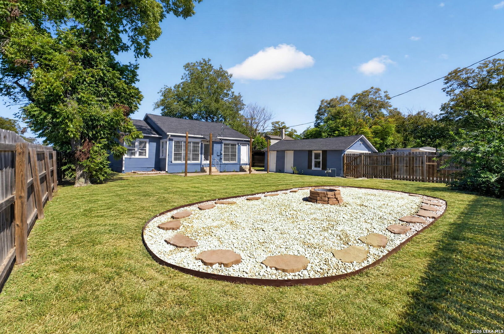 703 E Krezdorn Street Seguin TX 78155