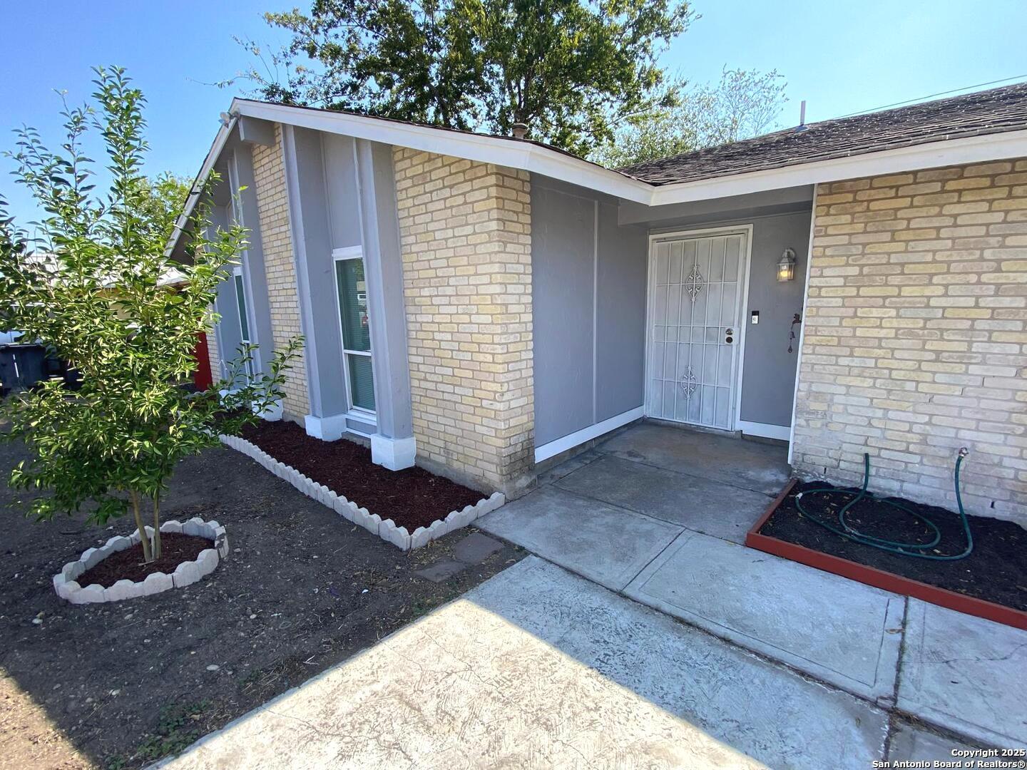 5526 Ghost Hawk San Antonio TX 78242