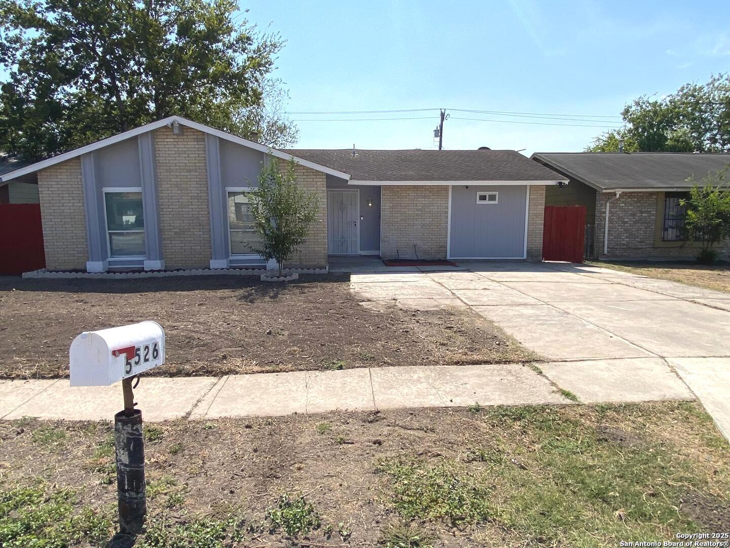 5526 Ghost Hawk San Antonio TX 78242