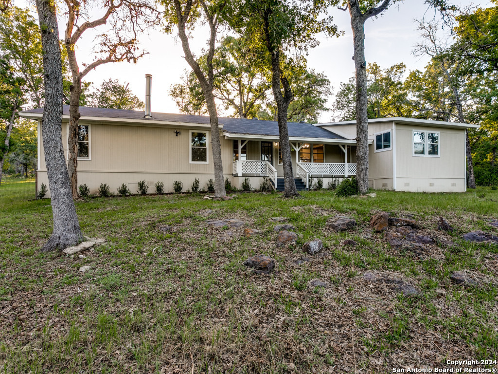 2390 Vivroux Ranch Road Seguin TX 78155
