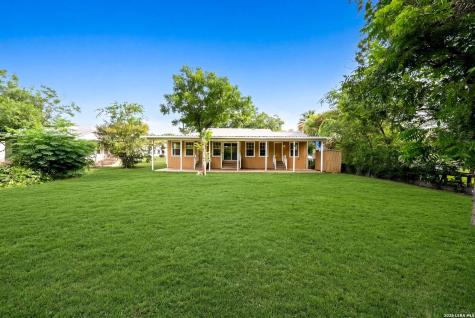 706 W Winnipeg Avenue San Antonio TX 78225