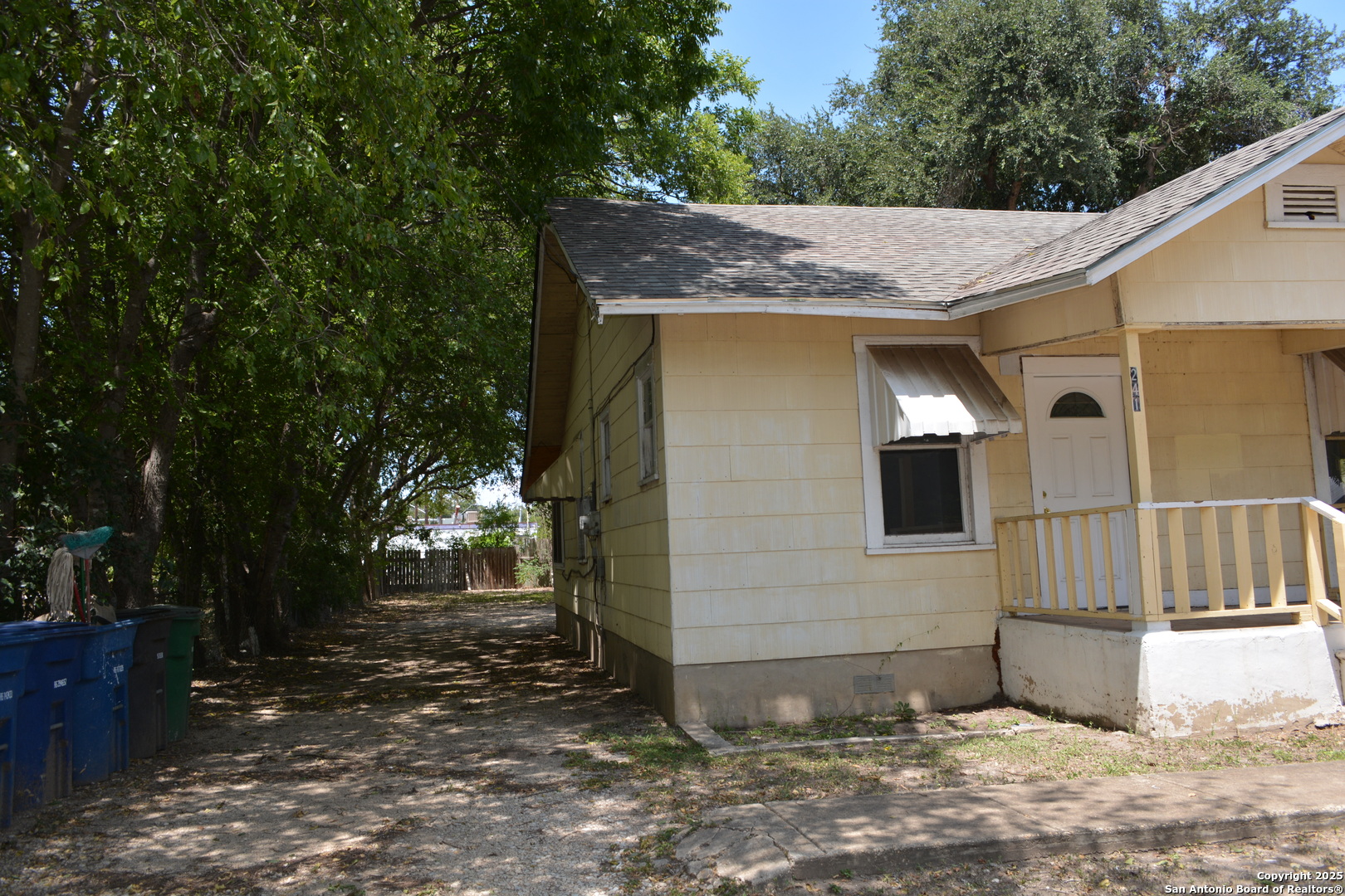 241 Peabody San Antonio TX 78211
