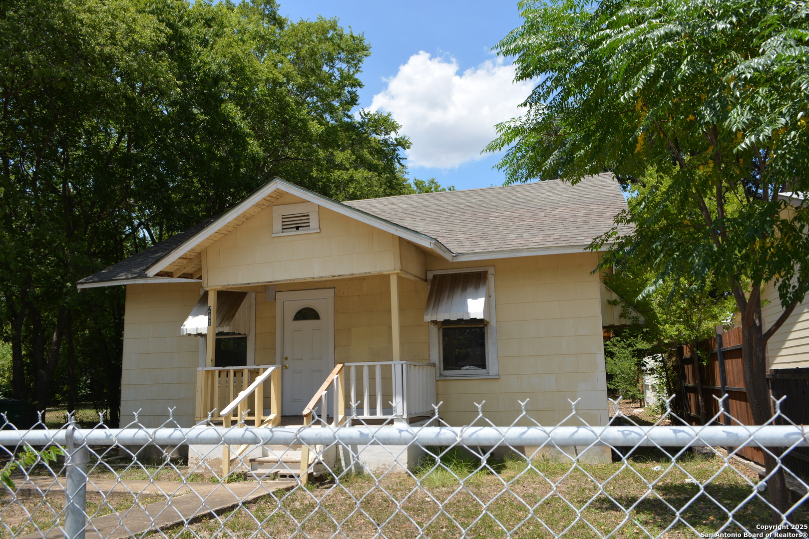 241 Peabody San Antonio TX 78211