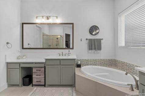 8511 Nichols Sky Boerne TX 78015