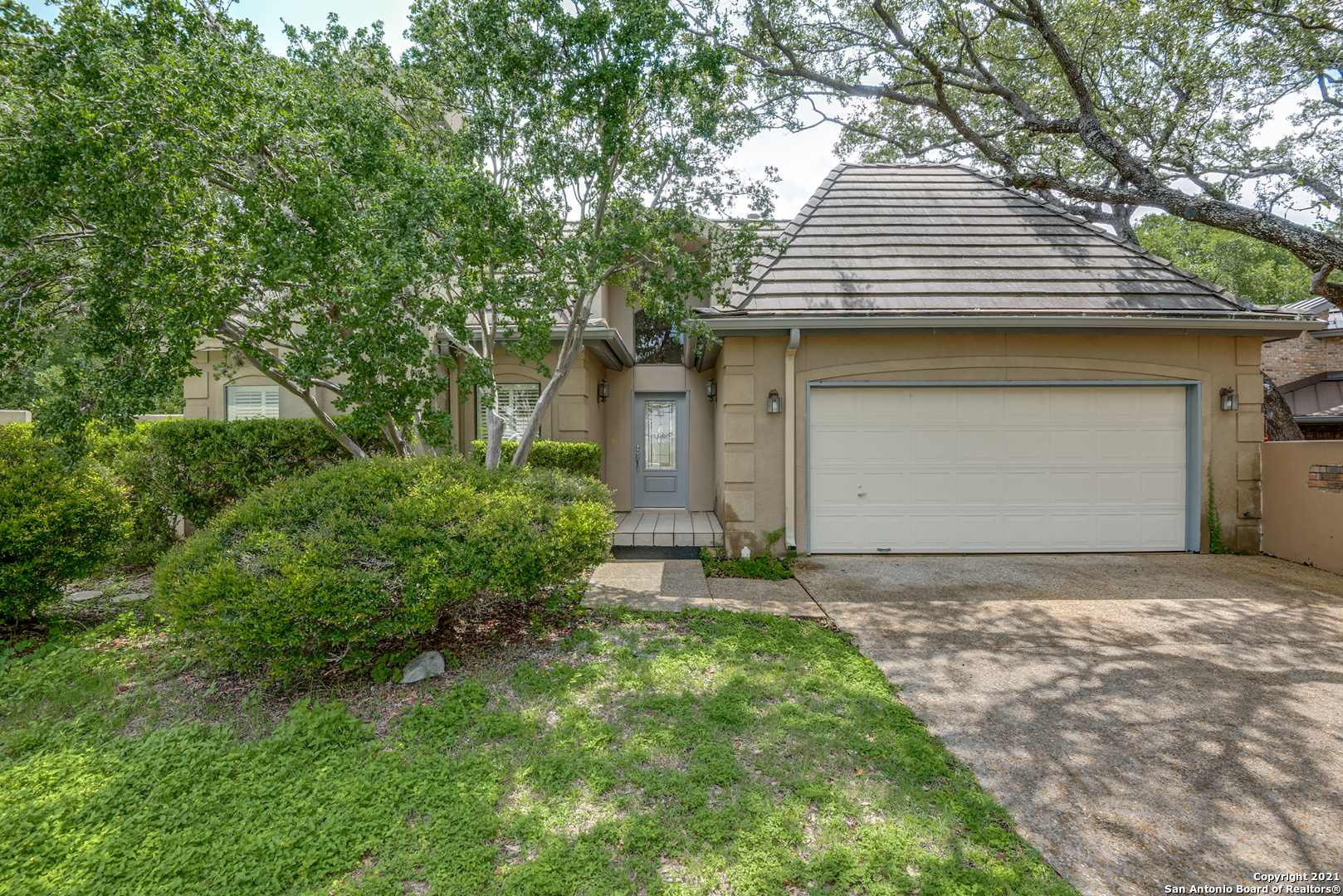 13771 Bluff Villas Court San Antonio TX 78216