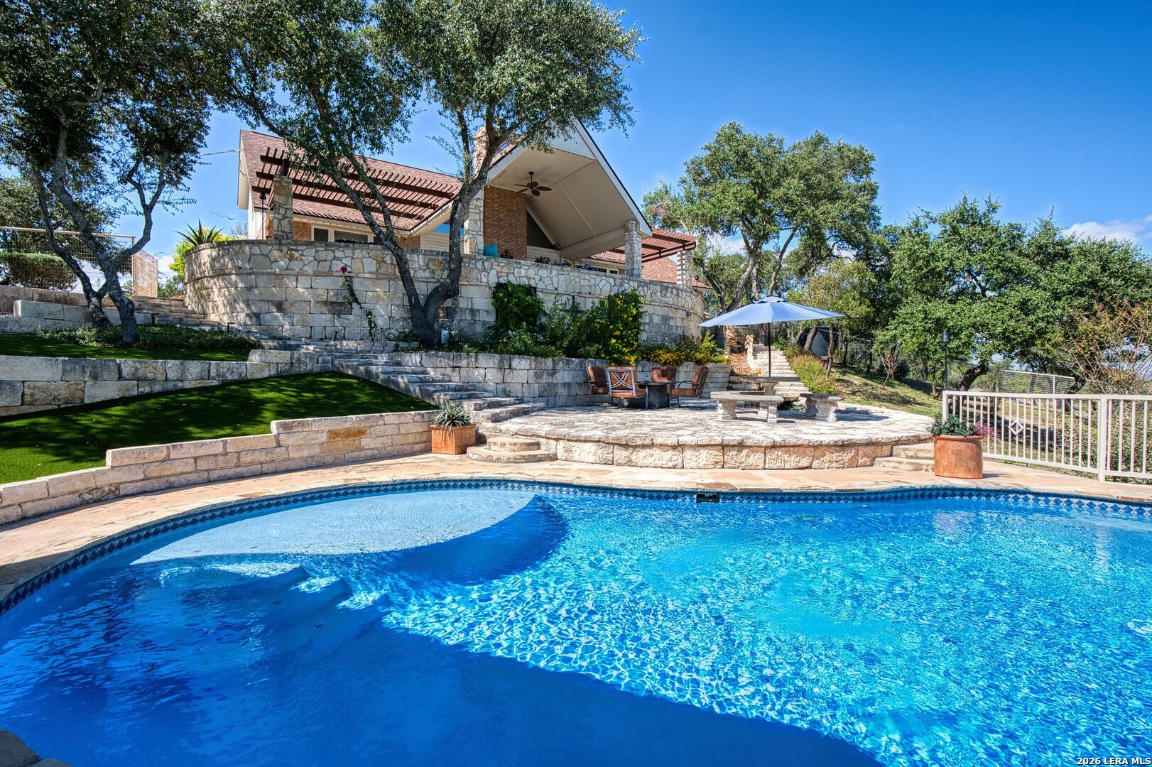 783 Lakeridge Loop Lakehills TX 78063