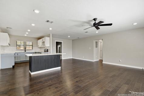 2613 W Summit Avenue San Antonio TX 78228