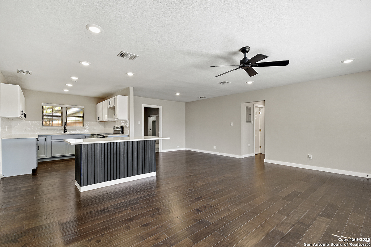 2613 W Summit Avenue San Antonio TX 78228