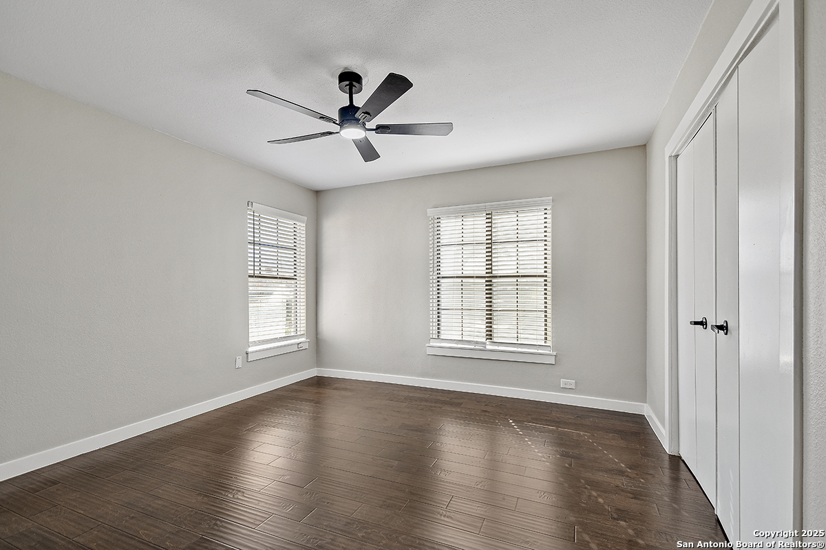 2613 W Summit Avenue San Antonio TX 78228