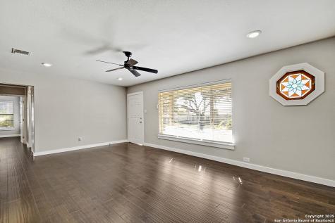 2613 W Summit Avenue San Antonio TX 78228