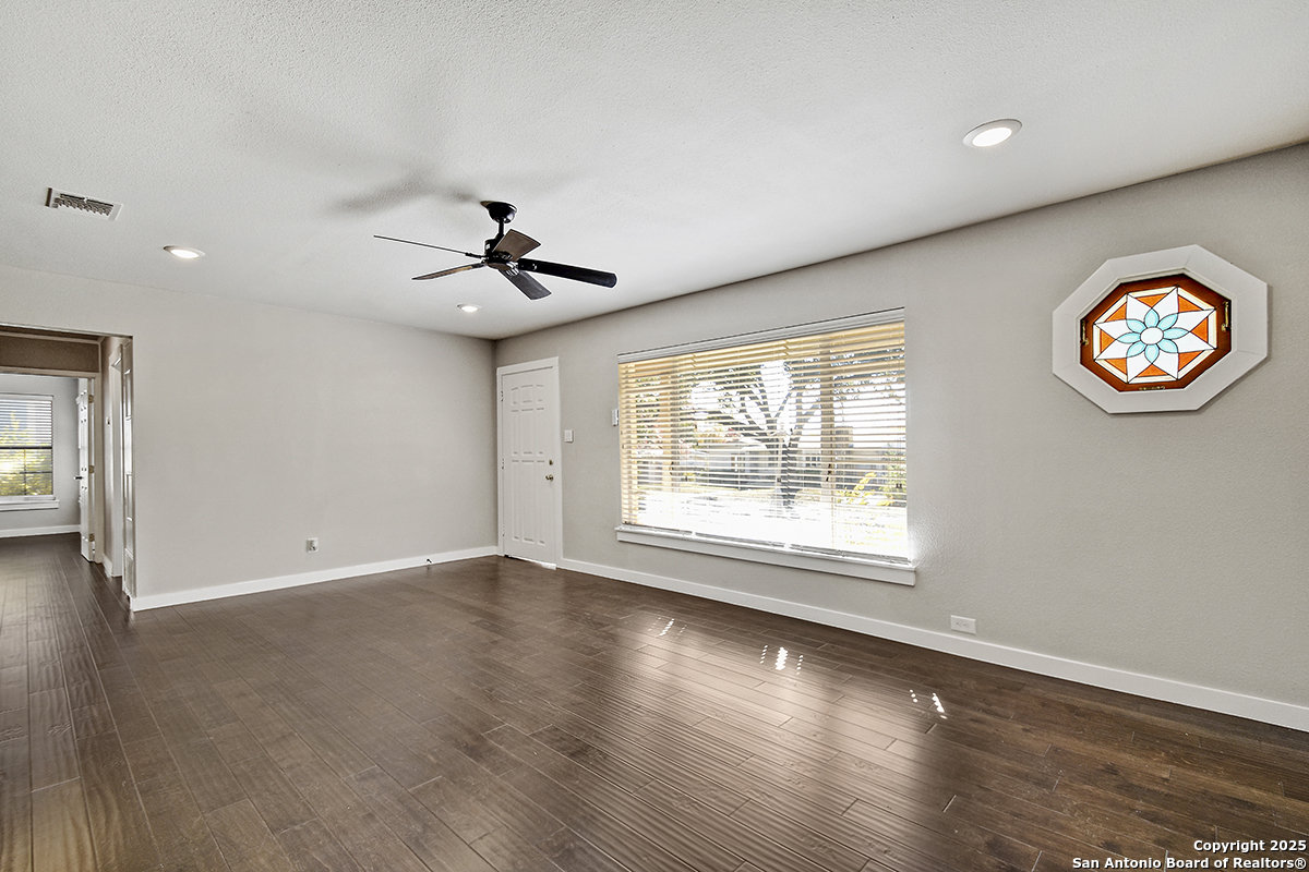 2613 W Summit Avenue San Antonio TX 78228
