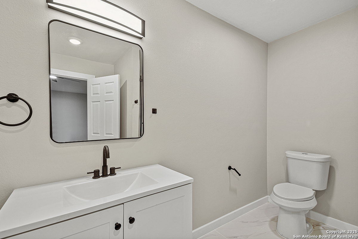 2613 W Summit Avenue San Antonio TX 78228