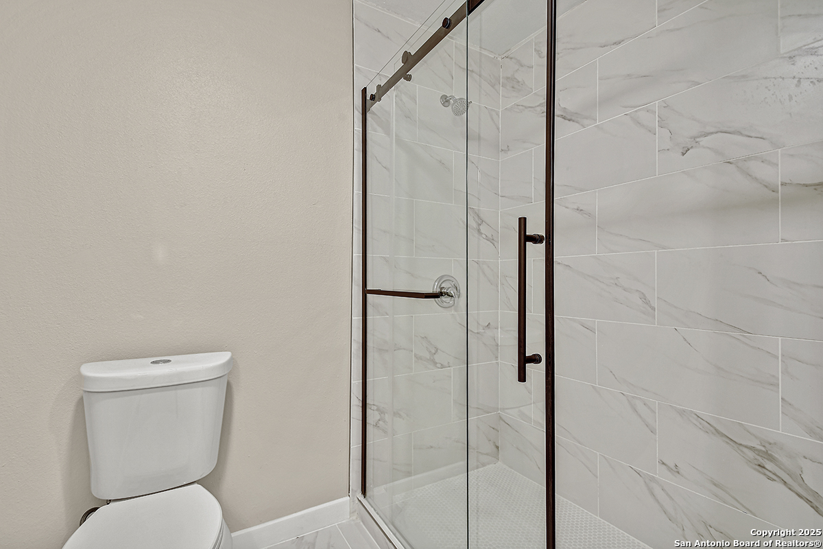 2613 W Summit Avenue San Antonio TX 78228