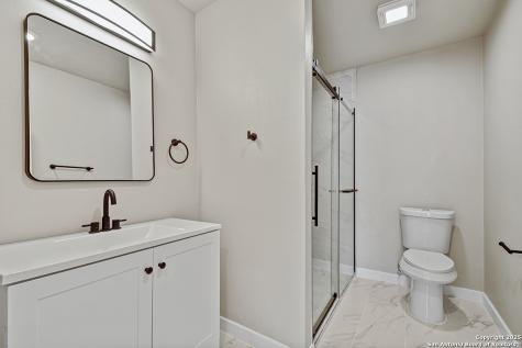 2613 W Summit Avenue San Antonio TX 78228
