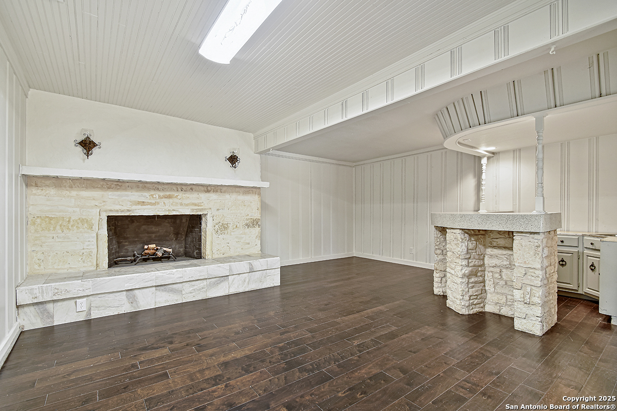 2613 W Summit Avenue San Antonio TX 78228
