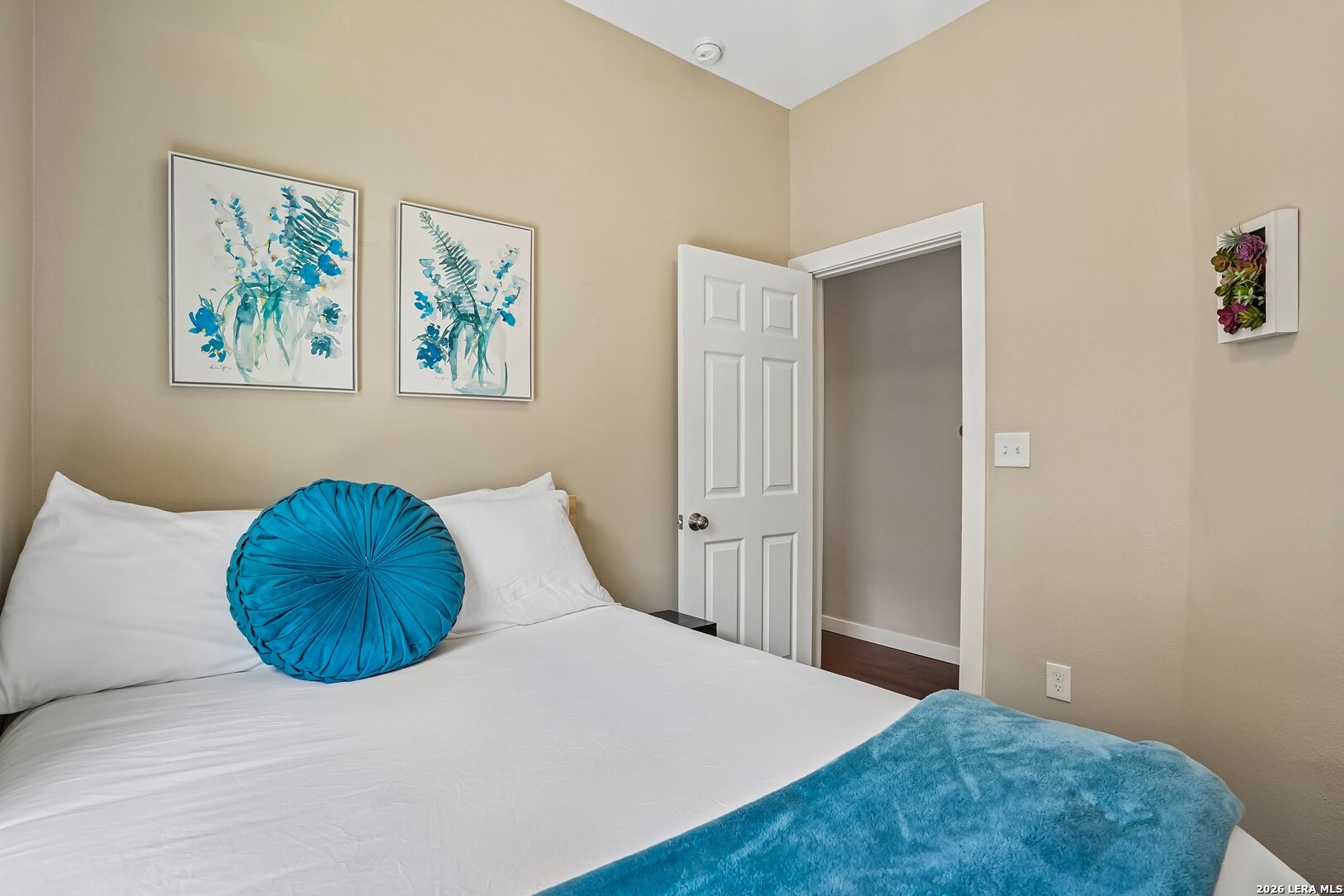 706 S Olive Street San Antonio TX 78203
