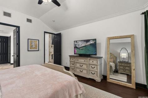 3426 Puesta De Sol San Antonio TX 78261