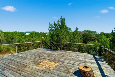 735 Hondo Creek Road Tarpley TX 78883