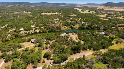 735 Hondo Creek Road Tarpley TX 78883