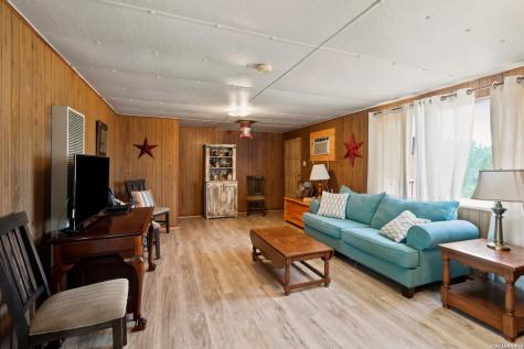735 Hondo Creek Road Tarpley TX 78883