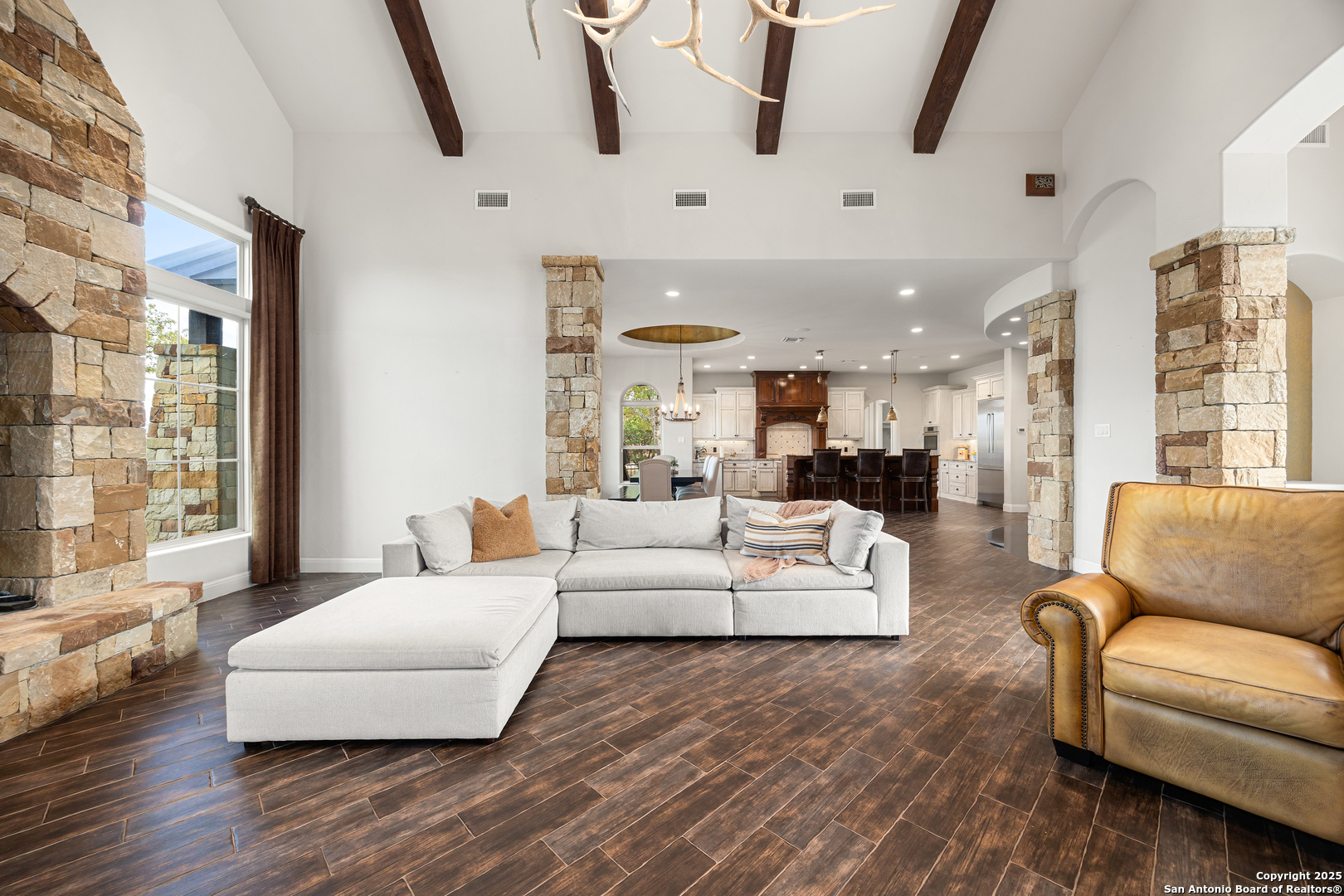 114 Hunters View Boerne TX 78006