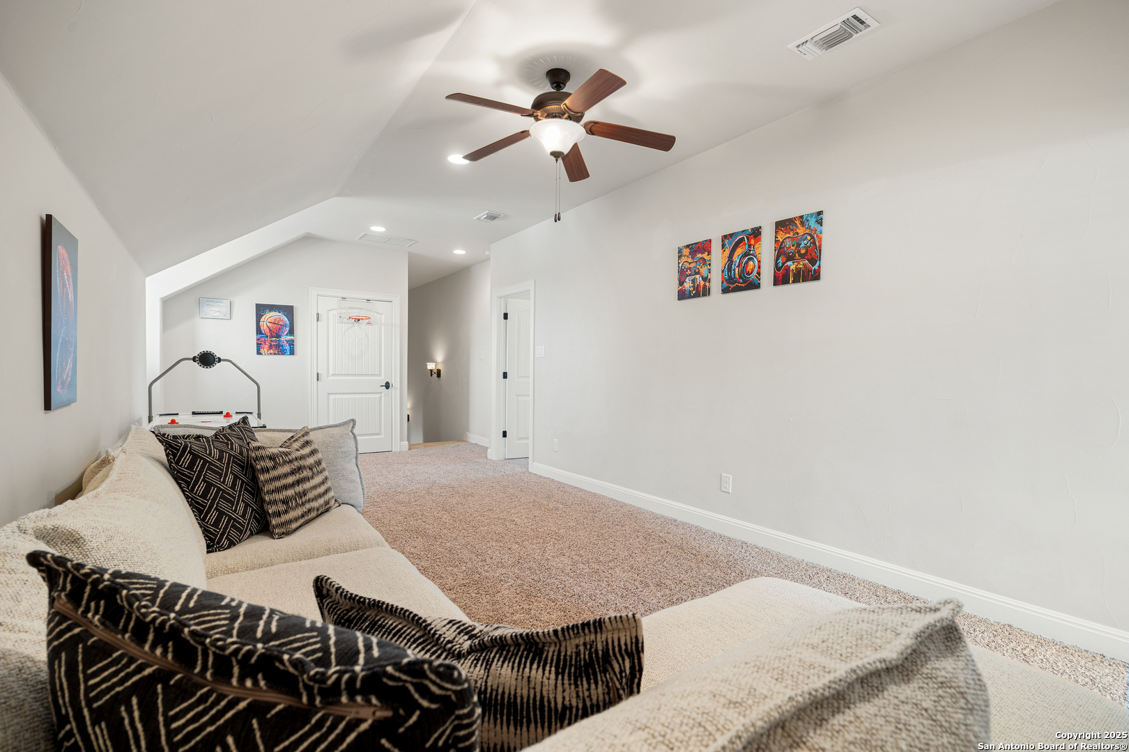 114 Hunters View Boerne TX 78006
