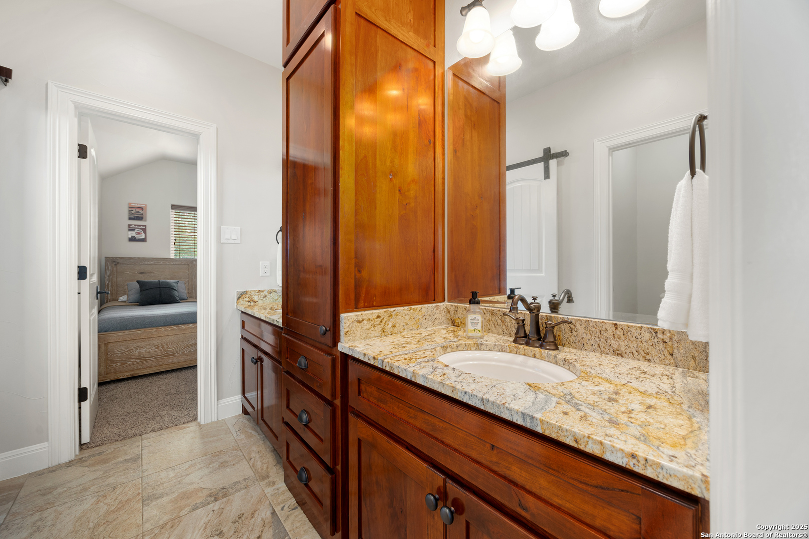 114 Hunters View Boerne TX 78006