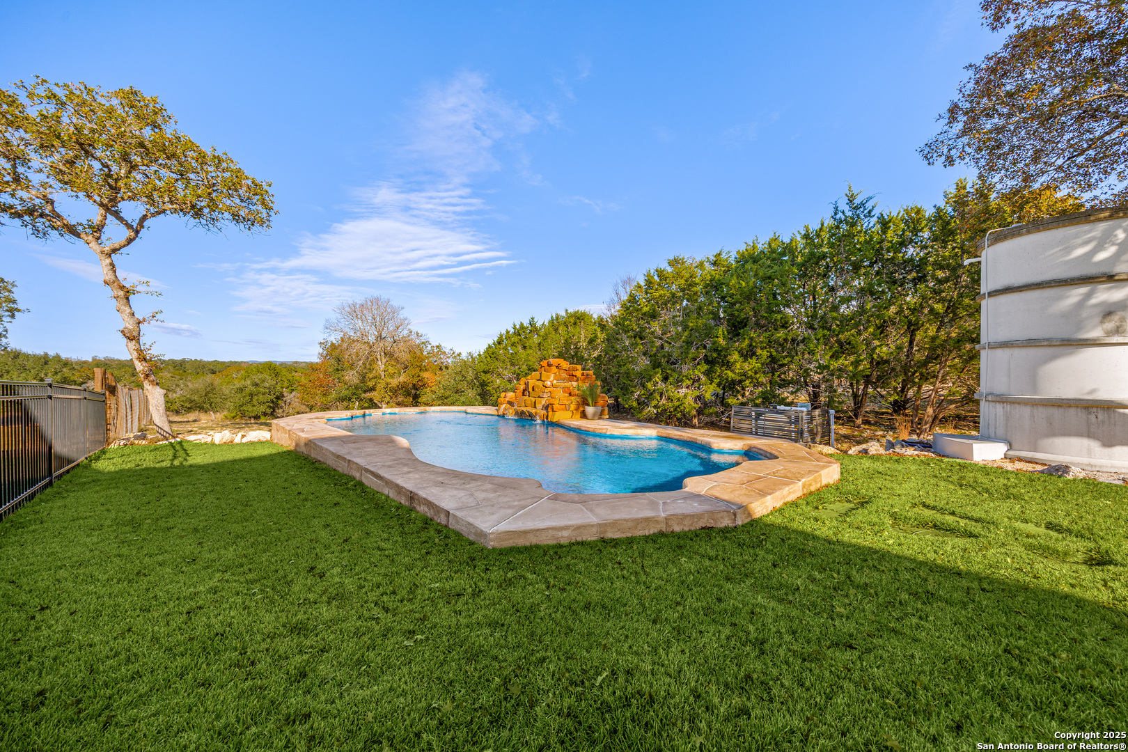 114 Hunters View Boerne TX 78006