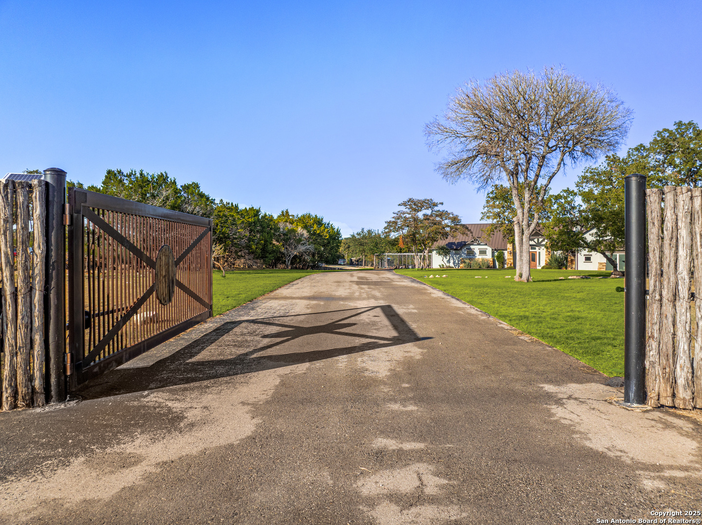 114 Hunters View Boerne TX 78006