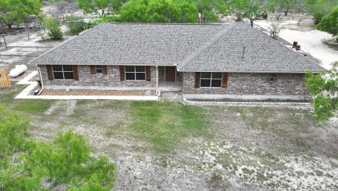 530 Pr D47 Charlotte TX 78011
