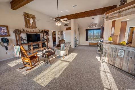530 Pr D47 Charlotte TX 78011