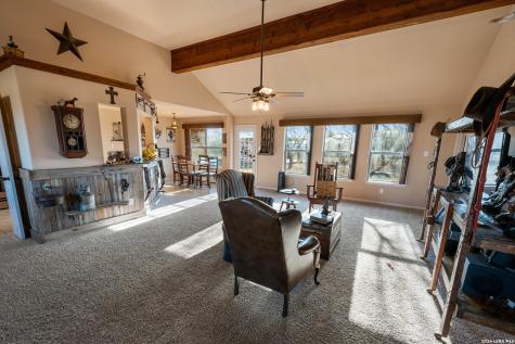 530 Pr D47 Charlotte TX 78011