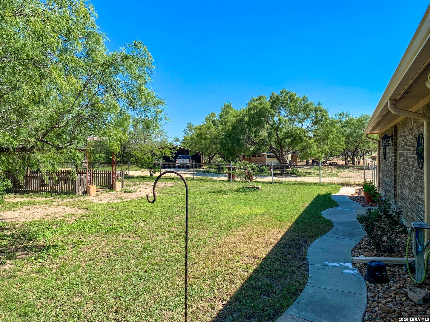 530 Pr D47 Charlotte TX 78011