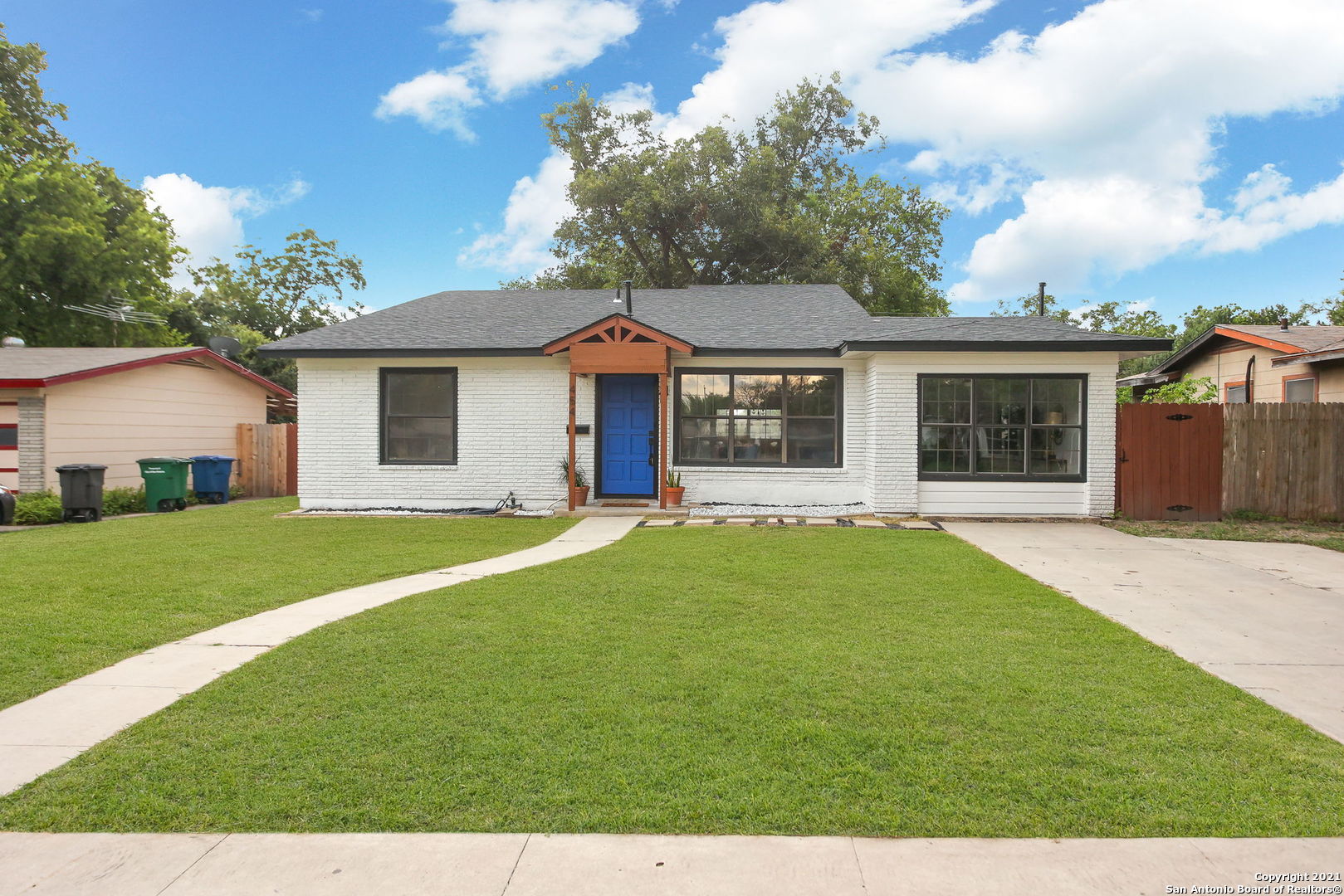 454 Dresden Drive San Antonio TX 78213