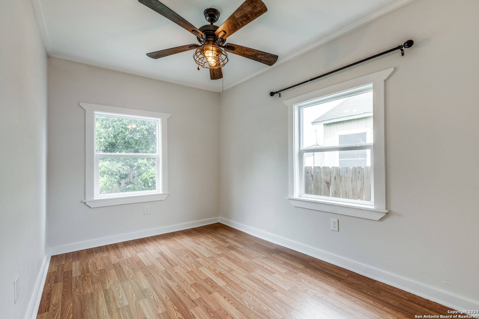 136 W Lambert Street San Antonio TX 78204