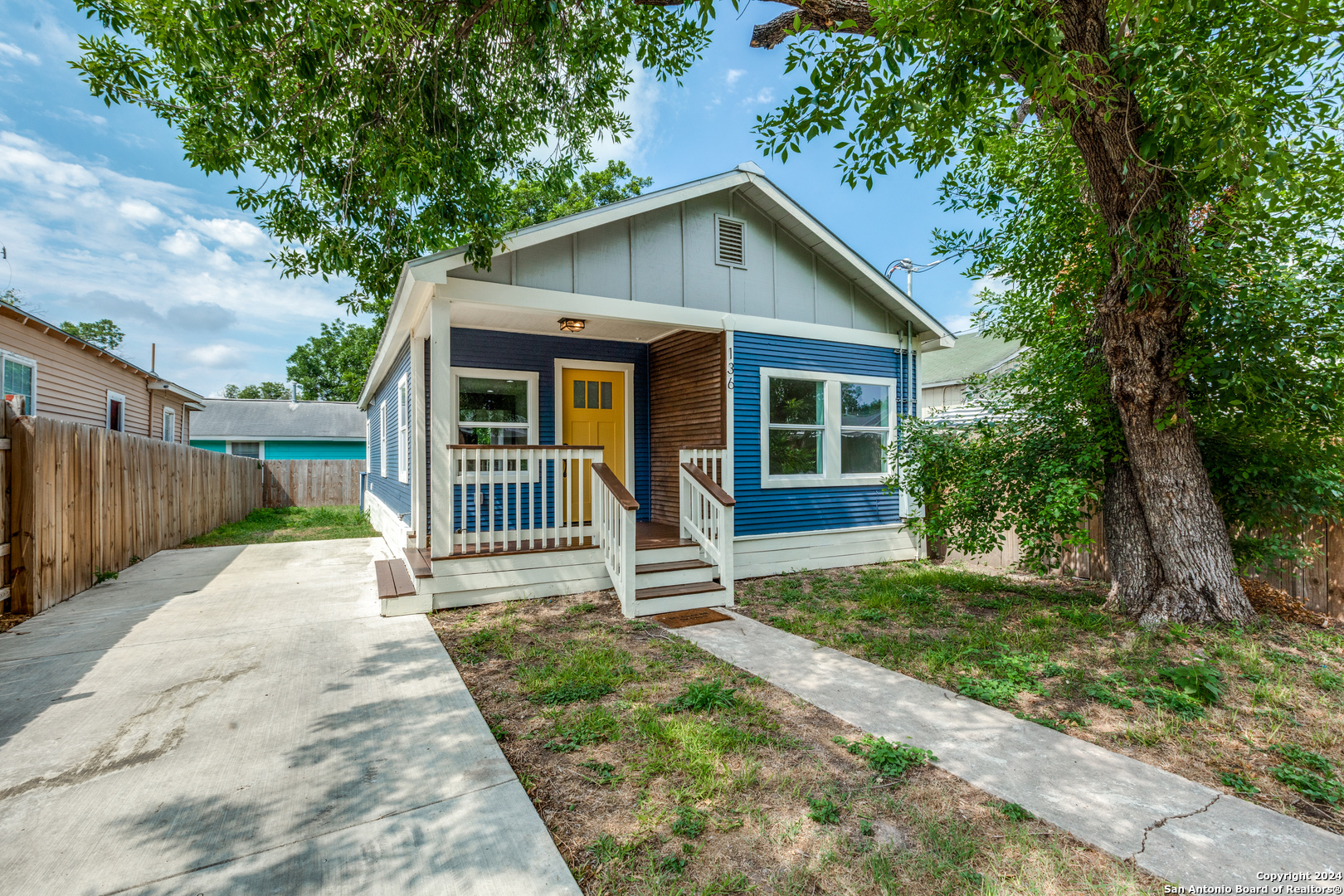 136 W Lambert Street San Antonio TX 78204